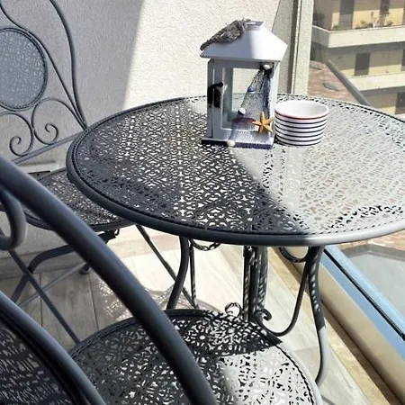 L 'approdo Felice Alojamento de Acomodação e Pequeno-almoço