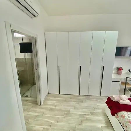 Alojamento de Acomodação e Pequeno-almoço L 'approdo Felice