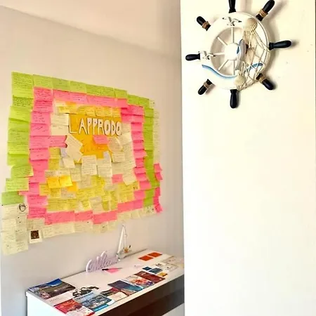 L 'approdo Felice Alojamento de Acomodação e Pequeno-almoço 3*