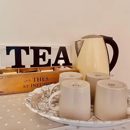 Alojamento de Acomodação e Pequeno-almoço L 'approdo Felice 3*